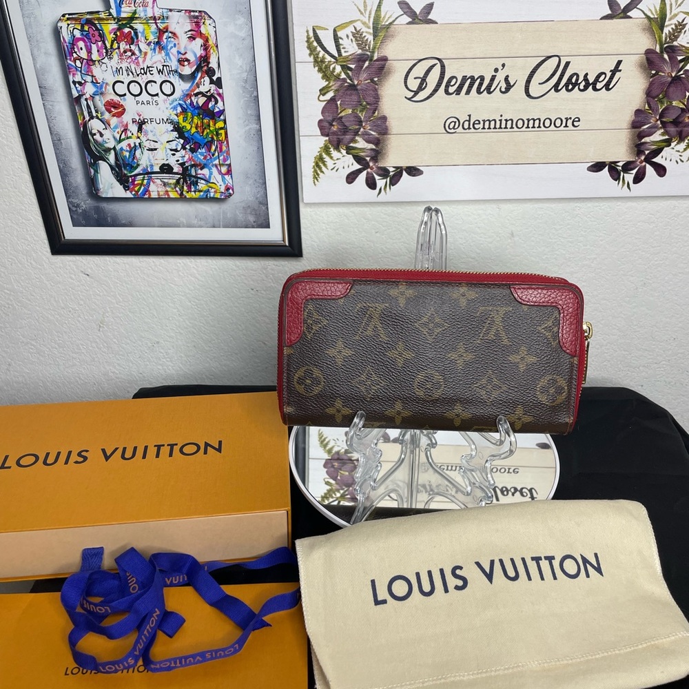 LOUIS VUITTON    Zippy Wallet Retiro Monogram Canvas with red combination